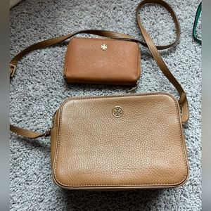TORY BURCH ROBINSON PEBBLED DOUBLE ZIP CROSS BODY+wallet